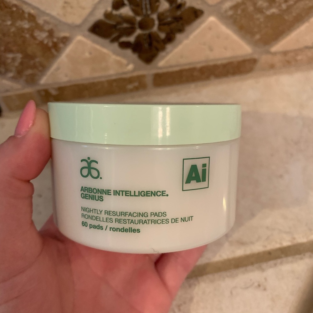 Arbonne Resurfacing Pads